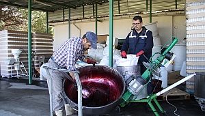 ÜRETTİKLERİ 