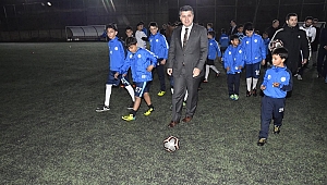 VALİ KIRBIYIK, SPORCULARLA BİR ARAYA GELDİ