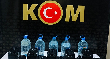 50 LİTRE ETİL ALKOL VE 24 LİTRE SAHTE İÇKİ ELE GEÇİRİLDİ
