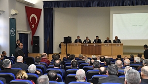 ARAZİ TOPLULAŞTIRMALARI DEĞERLENDİRME TOPLANTISI YAPILDI