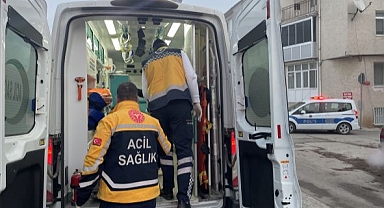 EDİRNE'DE OTOMOBİLİN ÇARPTIĞI YAYA YARALANDI
