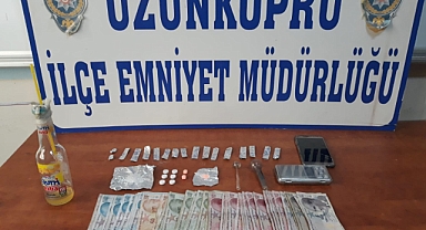 UYUŞTURUCU TİCARETİ İDDİASIYLA 2 ŞÜPHELİ YAKALANDI