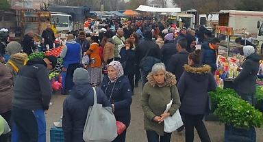 YILBAŞI ÖNCESİ ALIŞVERİŞ TELAŞI