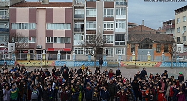 BUGÜN 57 BİN 330 ÖĞRENCİ KARNE ALARAK YARIYIL TATİLİNE GİRECEK