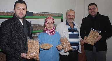EDİRNE'DE KADIN GİRİŞİMCİ DEVLET DESTEĞİYLE CEVİZ İŞLEME TESİSİ KURDU