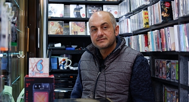 MÜŞTERİLERİNİ ADETA NOSTALJİK YOLCULUĞA ÇIKARIYOR