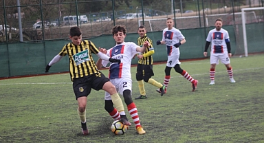 1.AMATÖR’DE ÇETİN ÇEKİŞME DEVAM EDİYOR