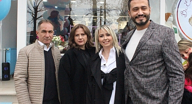 Bİ EDALI KOMBİN AÇILDI