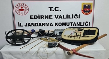 EDİRNE'DE İZİNSİZ KAZI YAPAN 5 KİŞİ SUÇÜSTÜ YAKALANDI