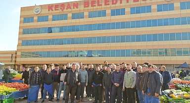 KEŞAN ESNAFI KAPALI PAZARYERİ İSTİYOR