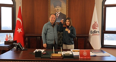 MELDA, BAŞARIDAN BAŞARIYA KOŞUYOR!