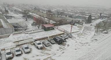 TRAKYA'DA KAR YAĞIŞI HAYATI OLUMSUZ ETKİLİYOR