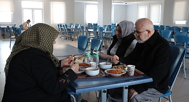 YURT AFETZEDELERE SICAK YUVA OLDU