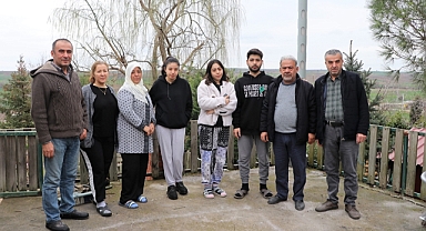 DEPREMZEDE İKİ AİLEYE KAPILARINI AÇTI