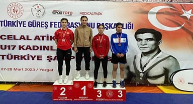 EDİRNELİ GÜREŞÇİ TÜRKİYE ŞAMPİYONASI'NDA İKİNCİ OLDU