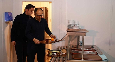 İTFAİYECİLER RAMAZAN AYININ İLK SAHURUNU GÖREV BAŞINDA YAPTI