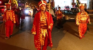 MEHTER TAKIMI SAHURA UYANDIRDI
