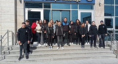 ÖĞRENCİLERDEN EDİRNE EMNİYET MÜDÜRLÜĞÜNE ZİYARET