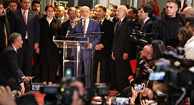 SAADET SİYASETİN MERKEZİ OLDU