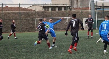 SÜPER AMATÖR KRİTİK VİRAJDA