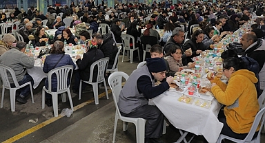BİNLERCE KİŞİ EDİRNE SOFRASI'NDA BULUŞTU