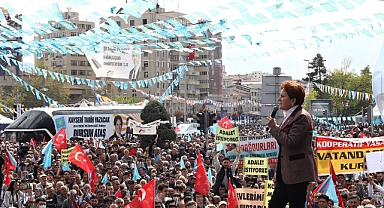 İYİ PARTİ’YE BÜYÜK İLGİ