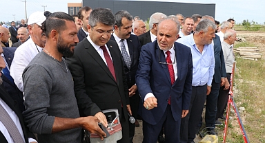 2500 KİŞİLİK CAMİNİN TEMELİ ATILDI