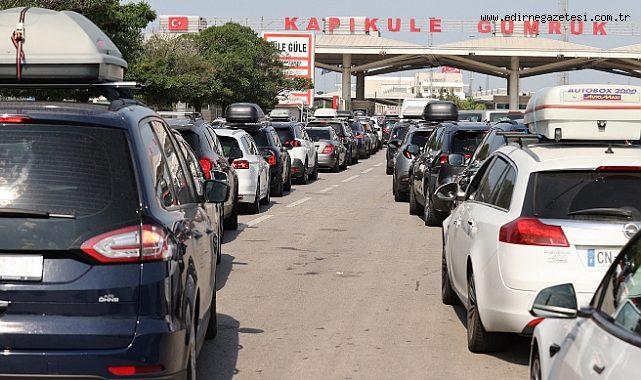 3 AYDA 2 MİLYON GURBETÇİ GELDİ