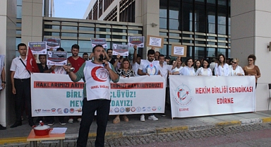 SAĞLIKÇILAR İŞ BIRAKTI, “GEÇİNMEK ÇOK ZOR”