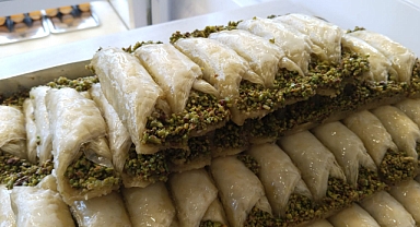 TESCİLİ BAKLAVANIN ŞEKLİ DEĞİŞTİ