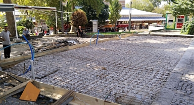 DÜKKANLAR YENİDEN YAPILIYOR