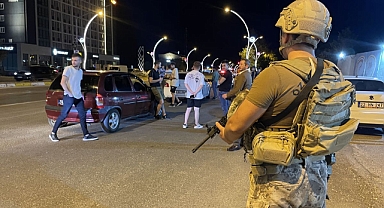 EDİRNE'DEKİ DENETİMLERDE 87 DÜZENSİZ GÖÇMEN YAKALANDI