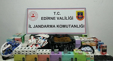 KAÇAKÇILIK OPERASYONUNDA 2 ŞÜPHELİ GÖZALTINA ALINDI