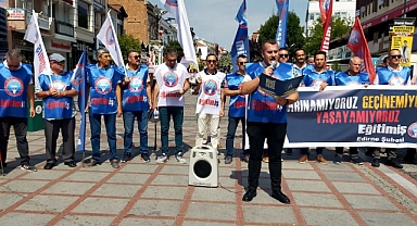 ÖĞRETMENLER ‘GEÇİNEMİYORUZ’ DİYE SESLENDİ