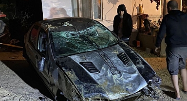 OTOMOBİL SULAMA KANALINA UÇTU