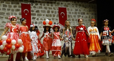 GERİ DÖNÜŞÜMDEN 100.YIL SERGİSİ