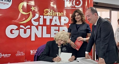 ÖZLEMLE BEKLENEN KİTAP FUARI KAPILARINI AÇTI