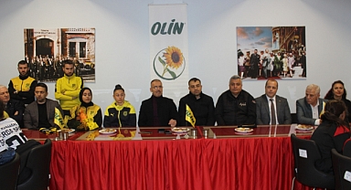 KURULUŞUNUN İLK YILINI KUTLADILAR