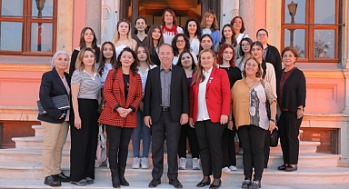 TÜRK ÜNİVERSİTELİ KADINLAR DERNEĞİ’NDEN BAŞKAN GÜRKAN’A ZİYARET