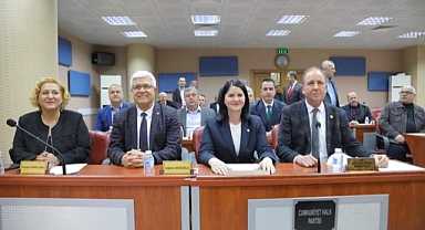 AKIN’DAN MECLİSE ZİYARET