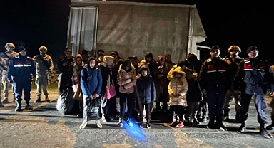 Edirne'de bir kamyonette 29 düzensiz göçmen yakalandı