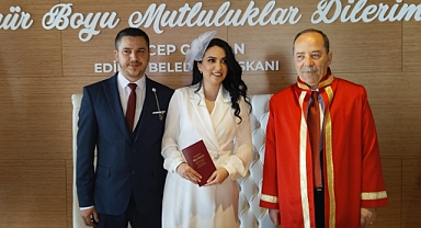 MESLEKTAŞIMIZ EVLENDİ