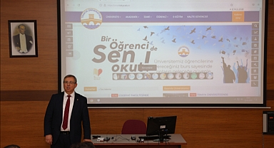 Rektör Prof. Dr. Erhan Tabakoğlu, Tıp Fakültesi öğrencileri ile