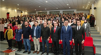 Trakya Üniversitesinde, 109. Yılında Çanakkale Zaferi ve Şehitleri Anıldı