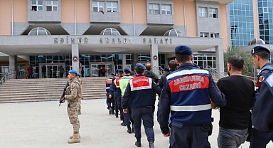 Yunanistan'a kaçmaya çalışan 13 terör örgütü mensubu yakalandı…