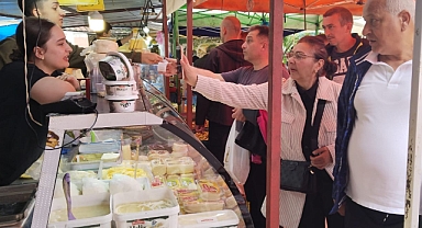 Bulgarlar Edirne’ye akın etti pazarcı çifte bayram yaptı