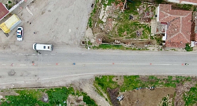 Edirne'de jandarma dron destekli trafik denetimi yaptı