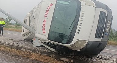 Tekirdağ'da devrilen midibüsteki 7 kişi yaralandı