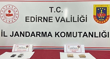 Uyuşturucuyla yakalanan 2 şüpheli gözaltına alındı
