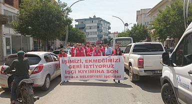58 işçi için İpsala belediyesi önünde eylem